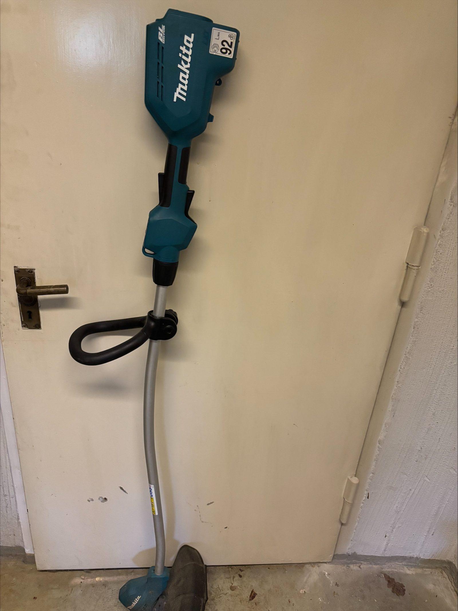 Makita grästrimmer